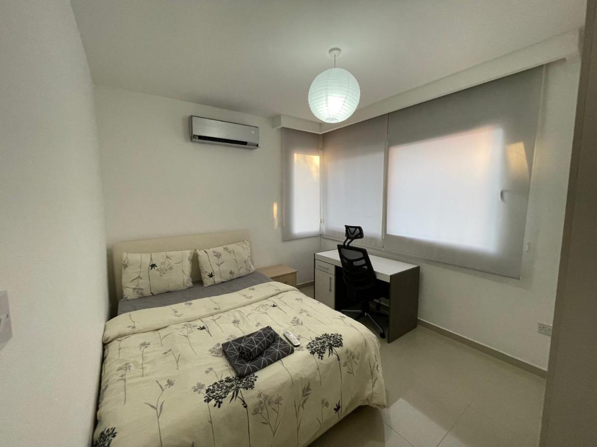 Girne Merkez Cozy 2+1 Daire Wifi +Netflix Apartment Luaran gambar