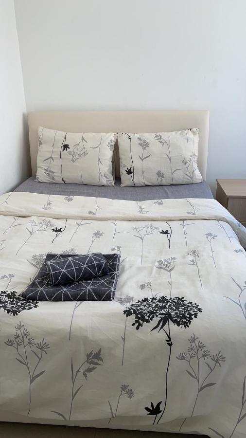 Girne Merkez Cozy 2+1 Daire Wifi +Netflix Apartment Luaran gambar